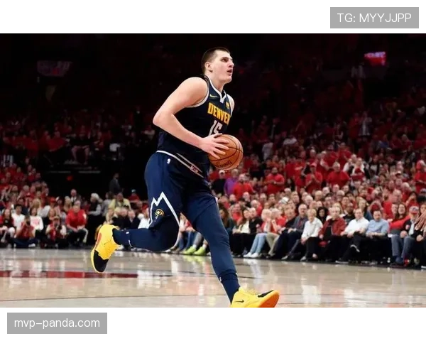 NBA最新持球规则解读：哪些动作现在算走步违例？